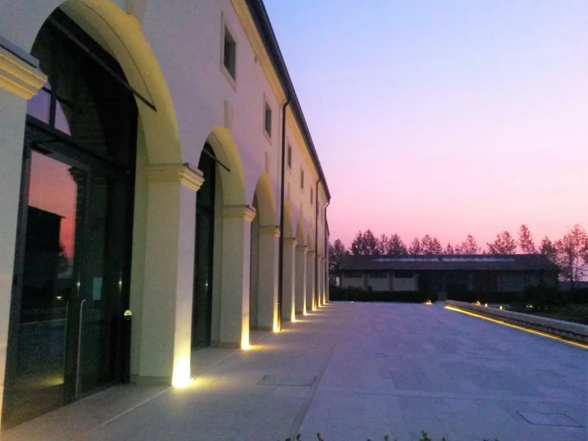 Agriturismo Casalbergo Isola della Scala 0*,  Itália
